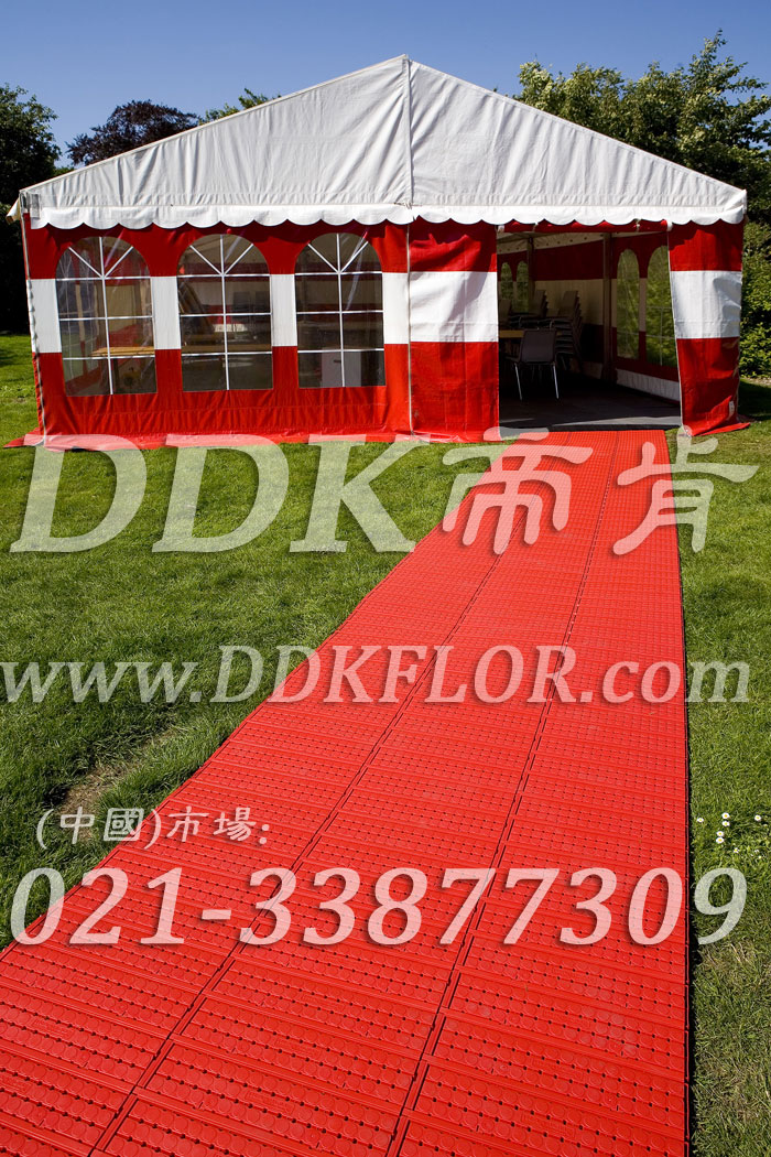 紅色（1）_戶外活動(dòng)草坪地面保護(hù)材料樣板圖片,帝肯(DDK)_7000_222（草坪保護(hù)材料）效果圖，草坪保護(hù)板,草坪保護(hù)墊,草坪專用蓋板,草坪地板