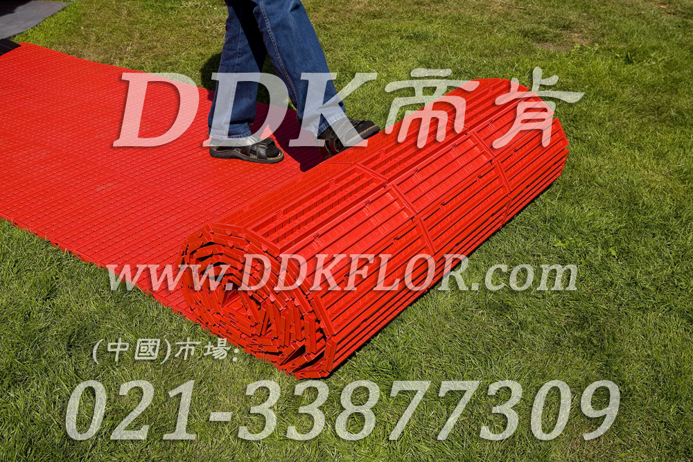 紅色（2）_戶外活動(dòng)草坪地面保護(hù)材料樣板圖片,帝肯(DDK)_7000_222（草坪保護(hù)材料）效果圖，草坪保護(hù)板,草坪保護(hù)墊,草坪專用蓋板,草坪地板