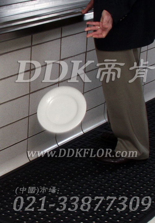 帝肯(DDK)_4700_798（廚房地面防滑鋪墊材）廚房防滑墊,廚房地墊,餐廳廚房專用地毯,餐廳防滑地墊,食堂專用防滑地毯,