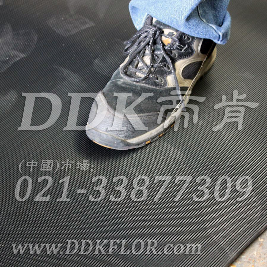 帝肯（DDK）_S450_9979走道地毯、工業(yè)地毯、工廠通道地毯、車間地毯、流水線地墊、倉庫地板、廠房地膠、抗疲勞地毯、防滑地毯、安全地毯、過道地毯