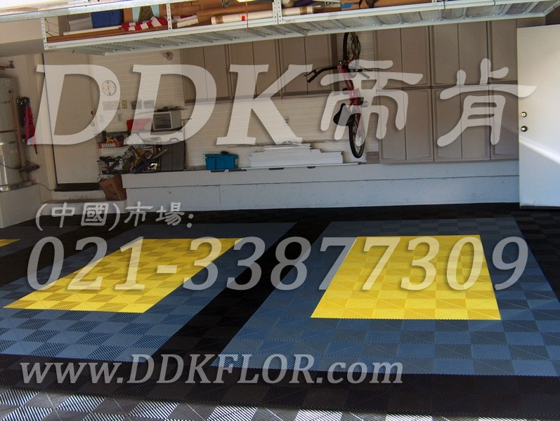 私人車(chē)庫(kù)地面鋪裝地板材料（25）_黑加灰加黃色組合樣板圖片,帝肯(DDK)_8100_C618（私人車(chē)庫(kù)地面材料）效果圖,別墅私家車(chē)庫(kù)裝修,車(chē)庫(kù)pvc地板,車(chē)庫(kù)地坪,車(chē)庫(kù)地墊,車(chē)庫(kù)地板,車(chē)庫(kù)地膠,車(chē)庫(kù)塑料地毯,車(chē)庫(kù)塑膠地板,車(chē)庫(kù)防滑墊