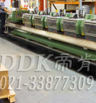 帝肯(DDK)_S350_9979（車(chē)間過(guò)道地面材料）車(chē)間防滑墊,PVC地毯,安全地毯,塑料橡膠地毯,工業(yè)防滑地毯,工廠(chǎng)地毯,工業(yè)地毯,走道地毯,走道地墊,工業(yè)走道地墊,工廠(chǎng)走道地墊,