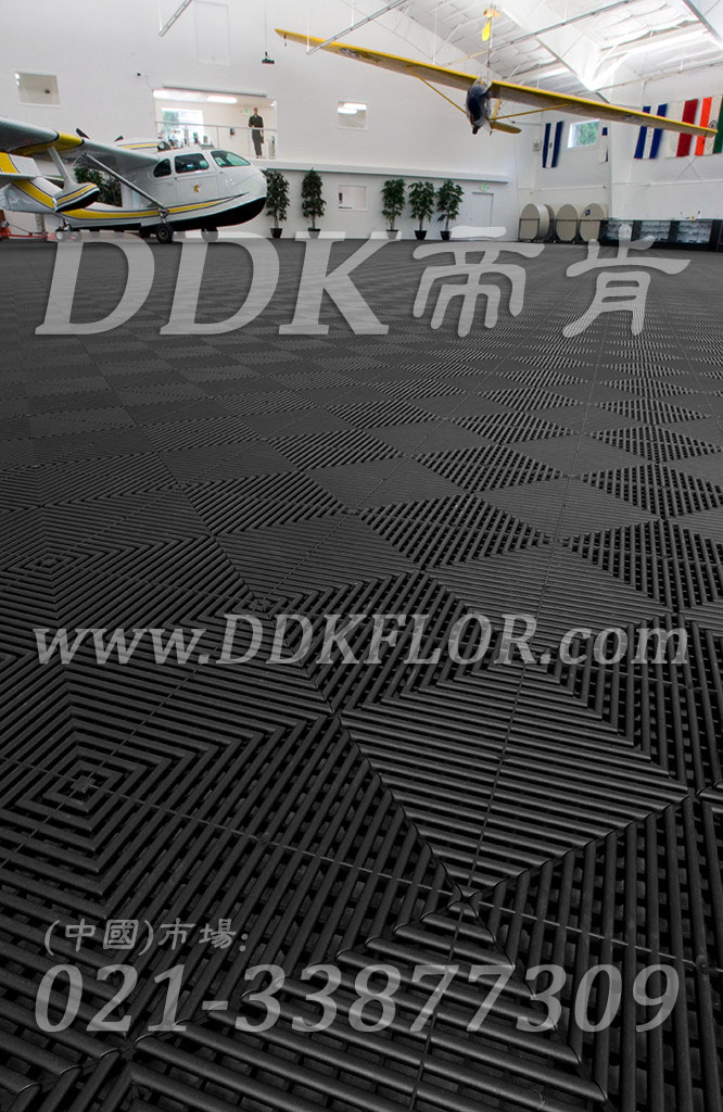 私人飛機(jī)停機(jī)坪做法（10）_私人飛機(jī)庫停機(jī)地面_黑灰色拼接地板
