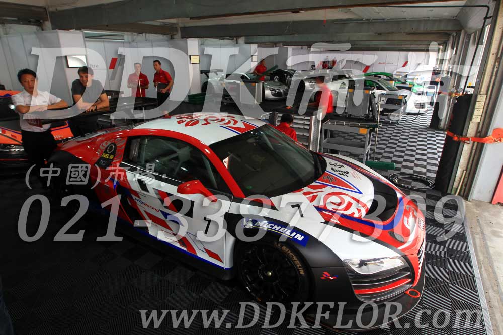 米其林車隊(duì)維護(hù)房地面專用地板材料樣板圖片,帝肯(DDK)_8100_6008（賽車P房帳篷地板）效果圖，帳篷地膠