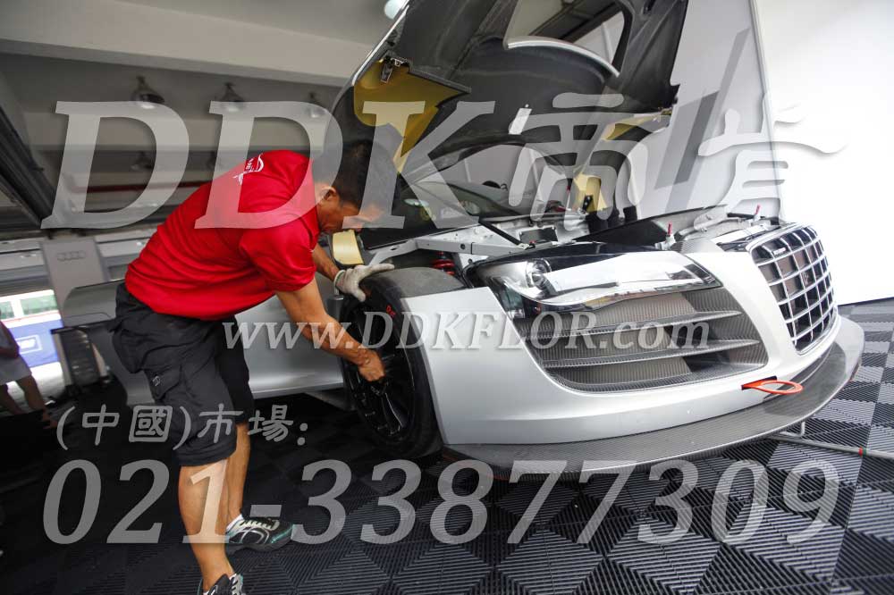 12F1珠海站汽車維護(hù)區(qū)專用黑色抗壓地板樣板圖片,帝肯(DDK)_8100_6008（賽車P房帳篷地板）效果圖，帳篷地膠